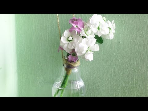 Home Decor DIY – Light Bulb Vase