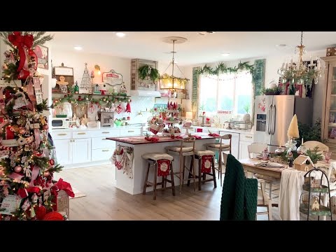 Farmhouse Christmas Home Tour | Christmas Decorating Ideas | Tons of Christmas Inspiration