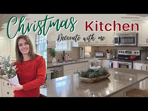 CHRISTMAS KITCHEN DECORATE WITH ME | CHRISTMAS 2022 DECORATING IDEAS